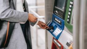 Что делают в Сбербанке в Emex